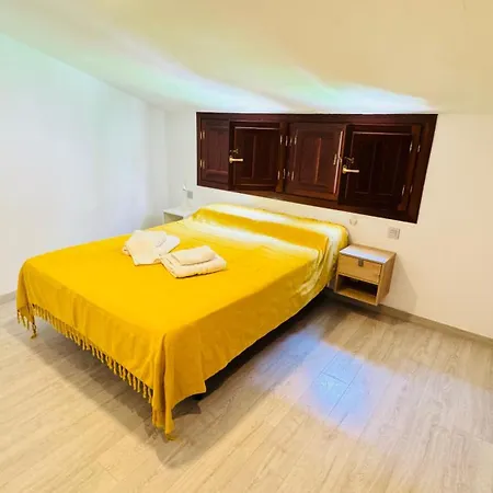 Tadawn Literary Couette-café