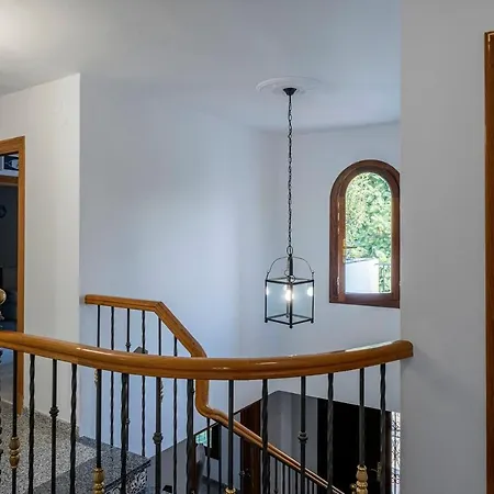 Bed & Breakfast Tadawn Literary Coliving Estepona